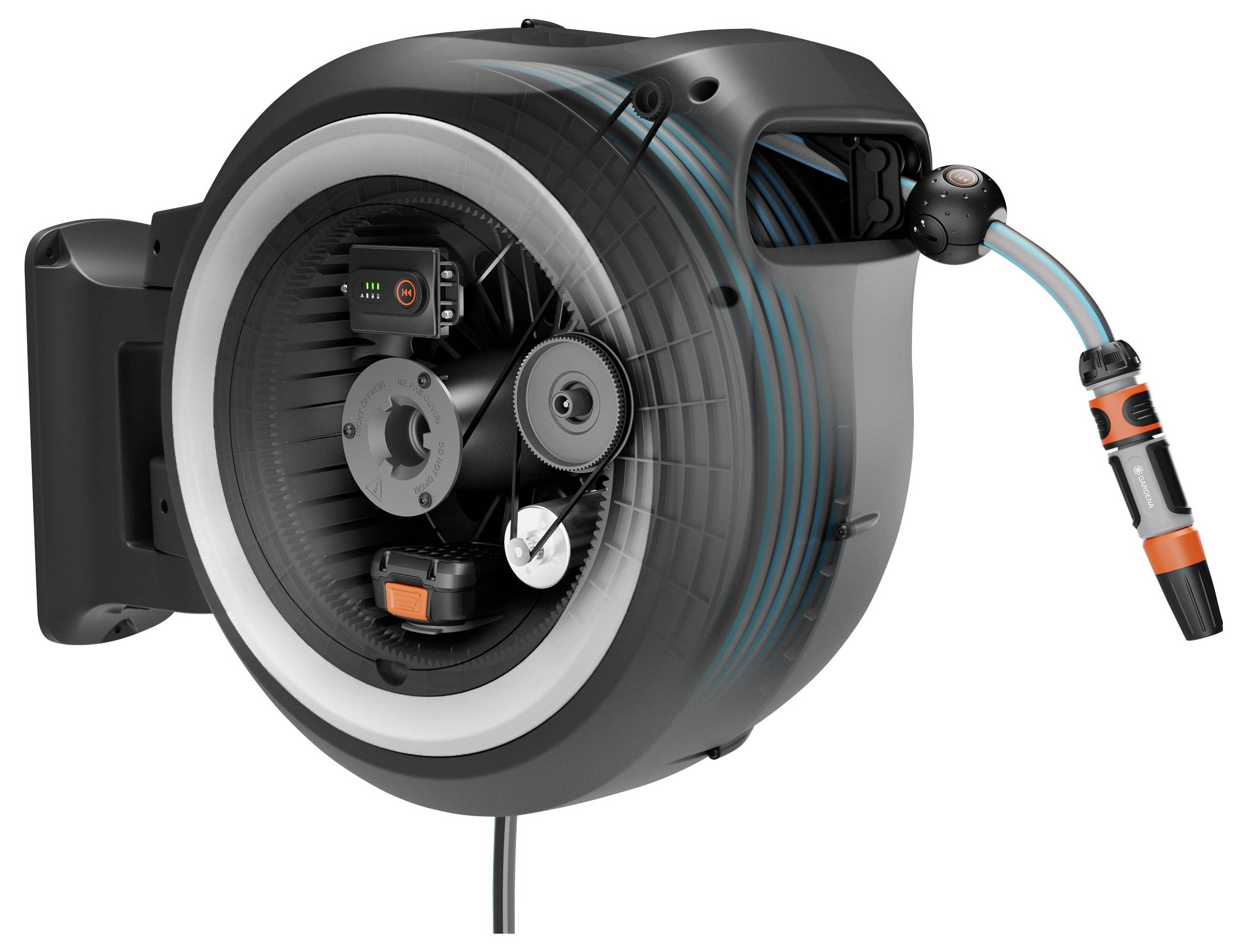 Eine wandmontierte automatische Gartenschlauchrolle mit einziehbarem Schlauch und Düse, die ein kompaktes Design und benutzerfreundliche Bedienung bietet.