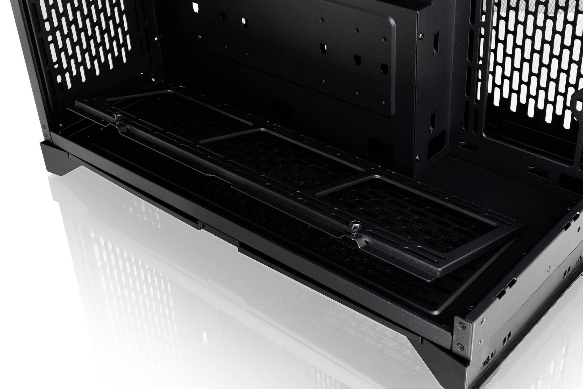 Thermaltake CTE E600 MX Midi-Tower Gaming-Gehäuse Schwarz Seitenfenster