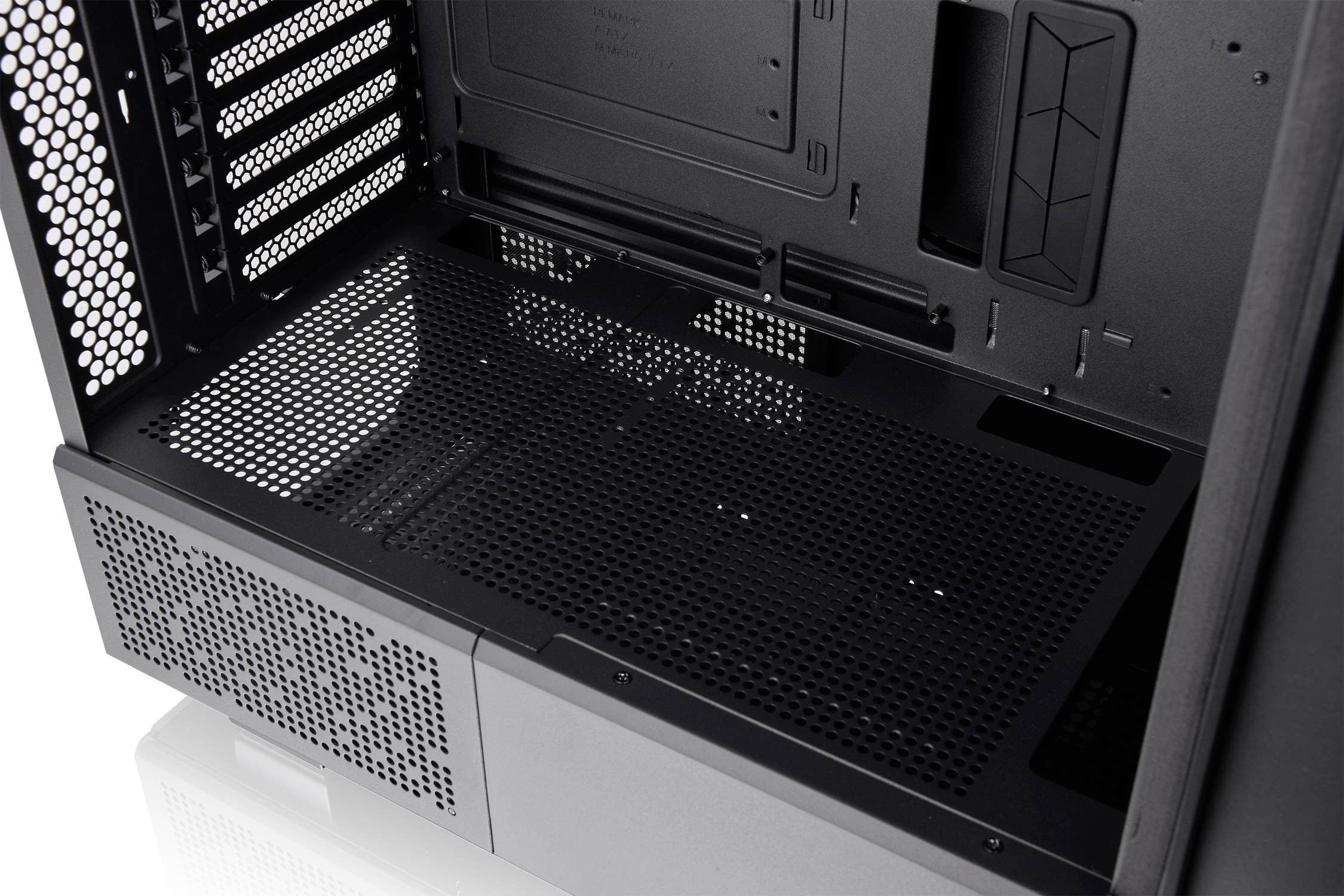 Thermaltake Ceres 330 TG Midi-Tower Gaming-Gehäuse Schwarz Seitenfenster