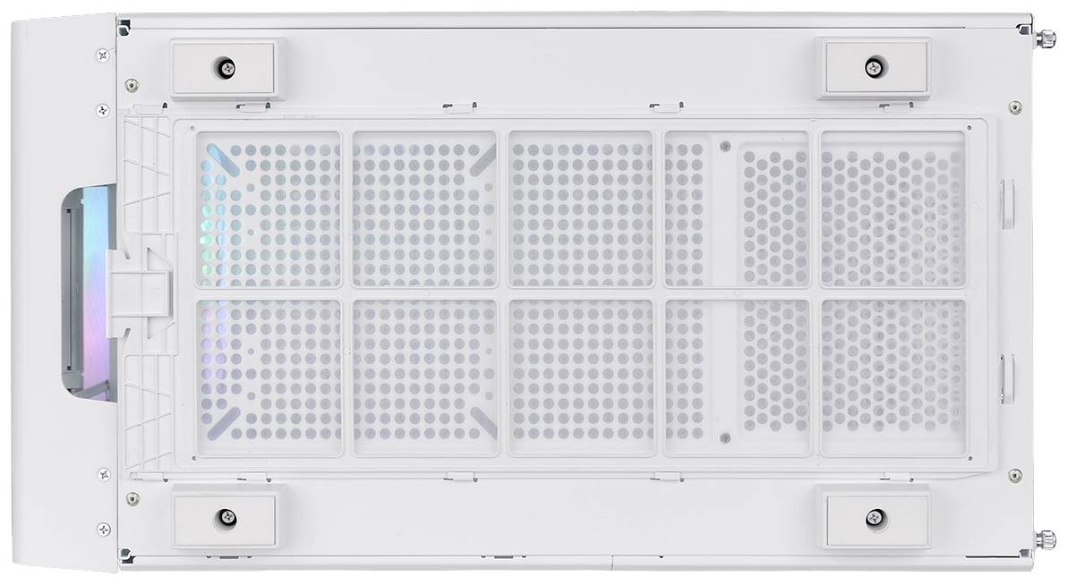 Die Unterseite eines weißen Computergehäuses mit sichtbaren Lüftereinlässen und geregelten Standfüßen.
