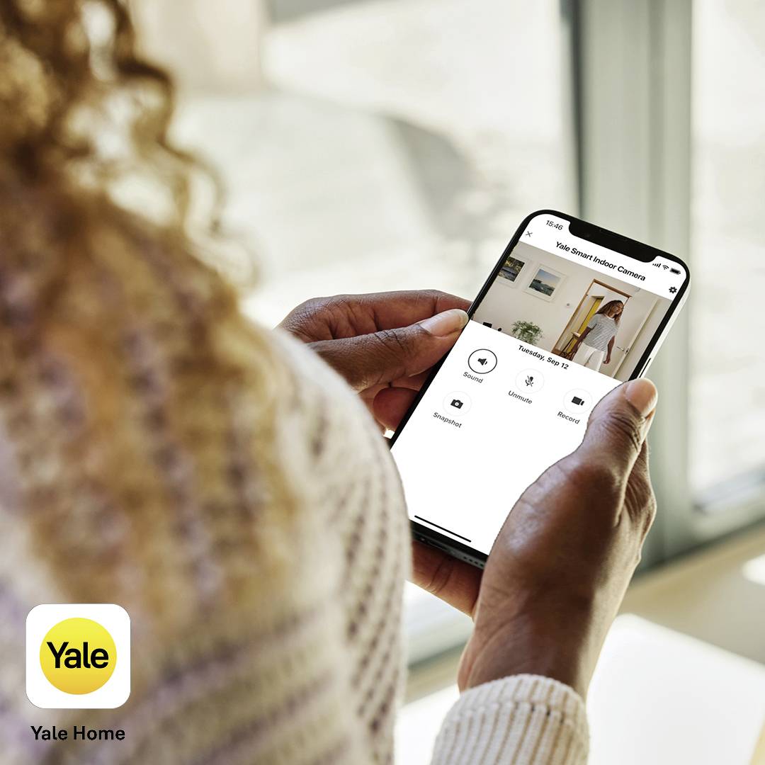 YALE SV-IC-1A-W-EU WLAN IP Überwachungskamera 1920 x 1080 Pixel