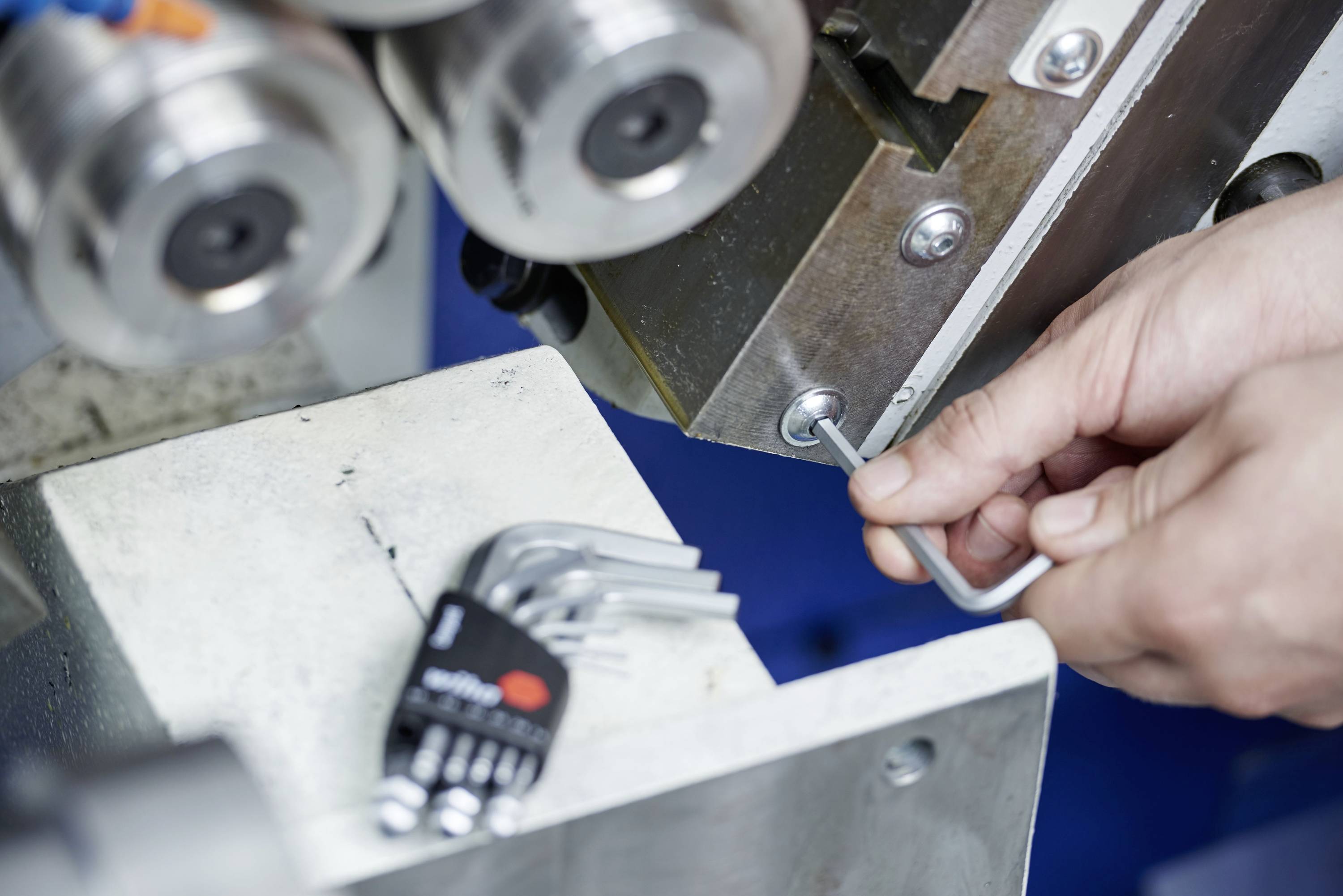 Wiha Winkelschraubendreher 12 mm