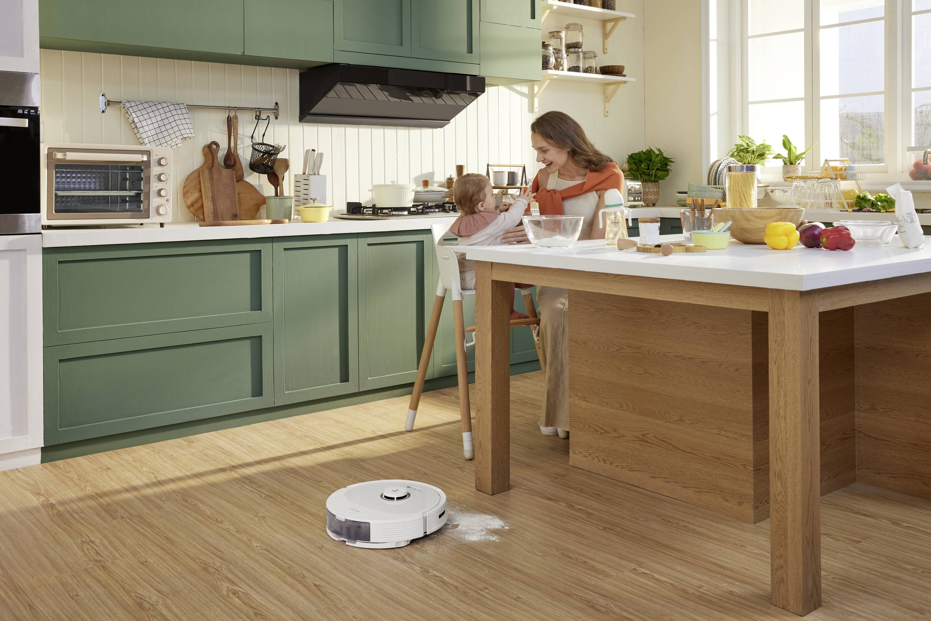 Roborock Q8 Max Saug-und Wischroboter Weiß inkl. Akku, inkl. Ladegerät, mit Staubbeutel, App gesteuert