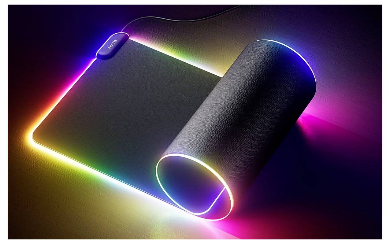 HYTE CNVS Intense Play Mat qRGB Gaming Mauspad - schwarz Gaming-Mauspad Schwarz