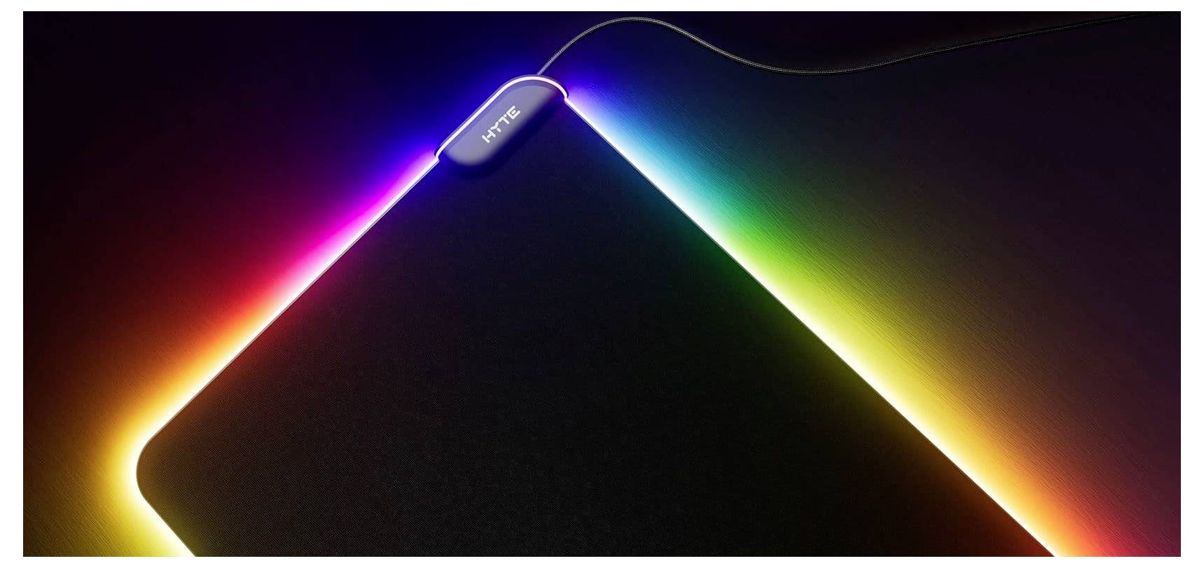 HYTE CNVS Intense Play Mat qRGB Gaming Mauspad - schwarz Gaming-Mauspad Schwarz