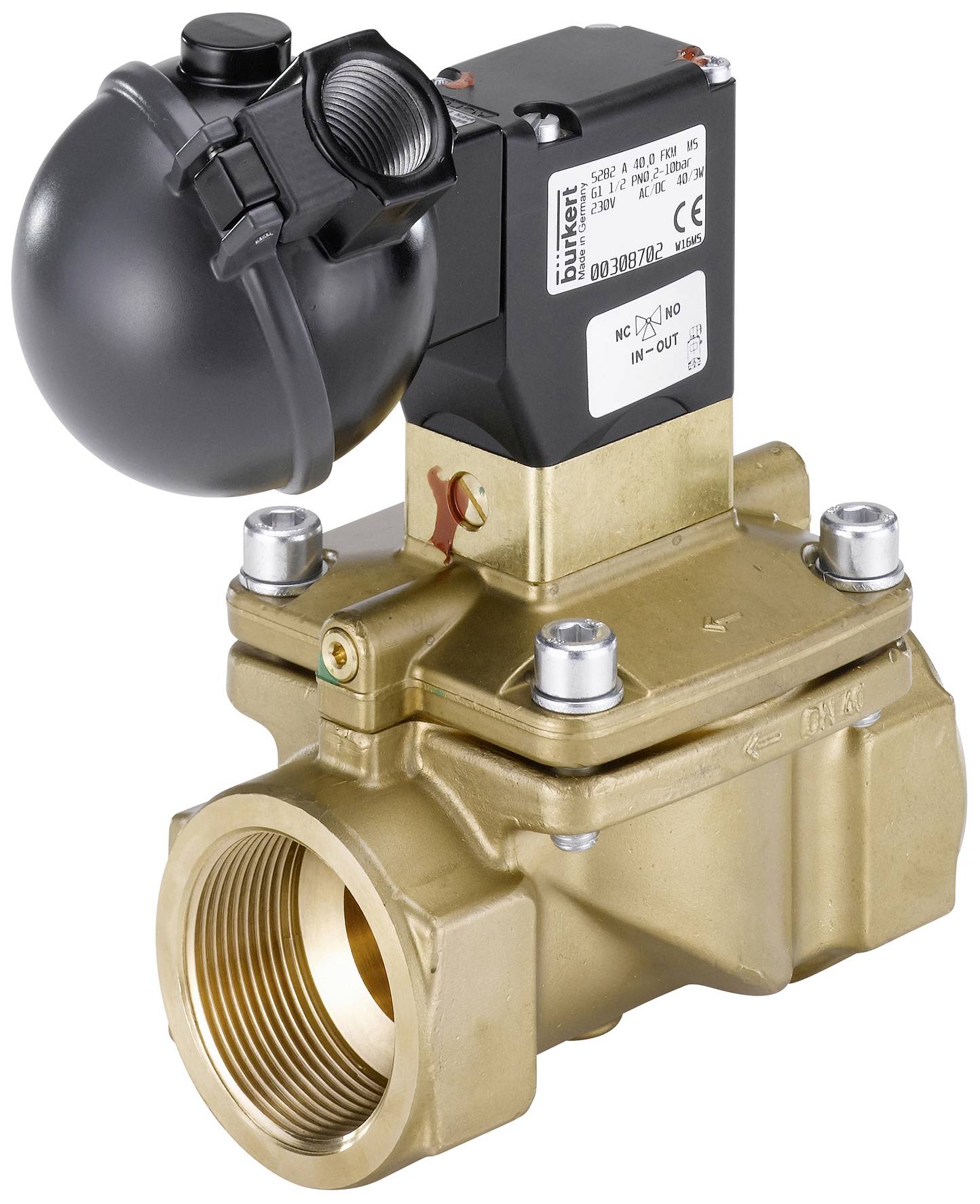 Ein Messing-Magnetventil mit schwarzem Gehäuse und Anschlussdetails. Technische Daten auf dem Etikett sind schwer lesbar.