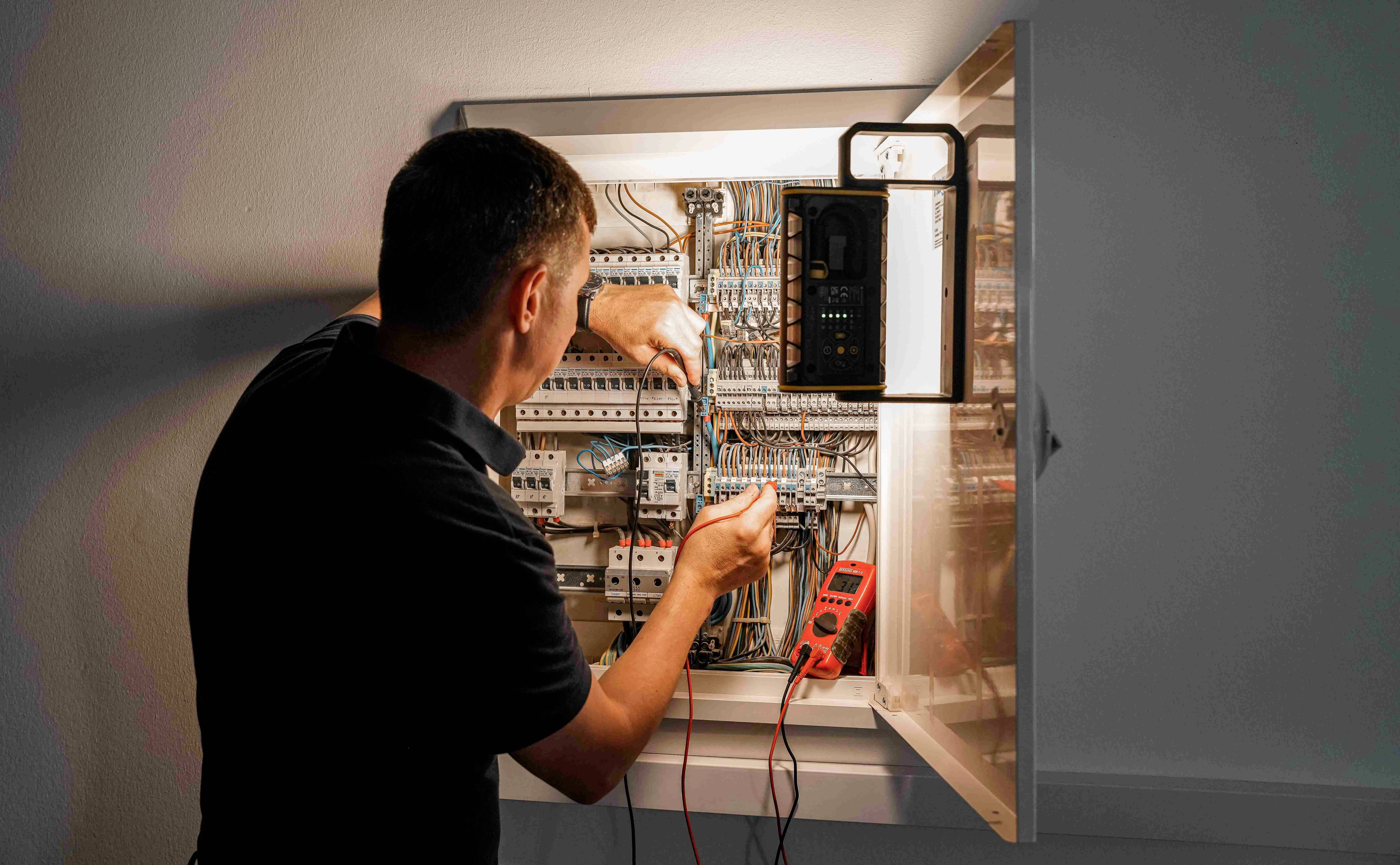 Ledlenser AF4R Work LED Arbeitsleuchte akkubetrieben, netzbetrieben 200 lm, 1000 lm, 2000 lm