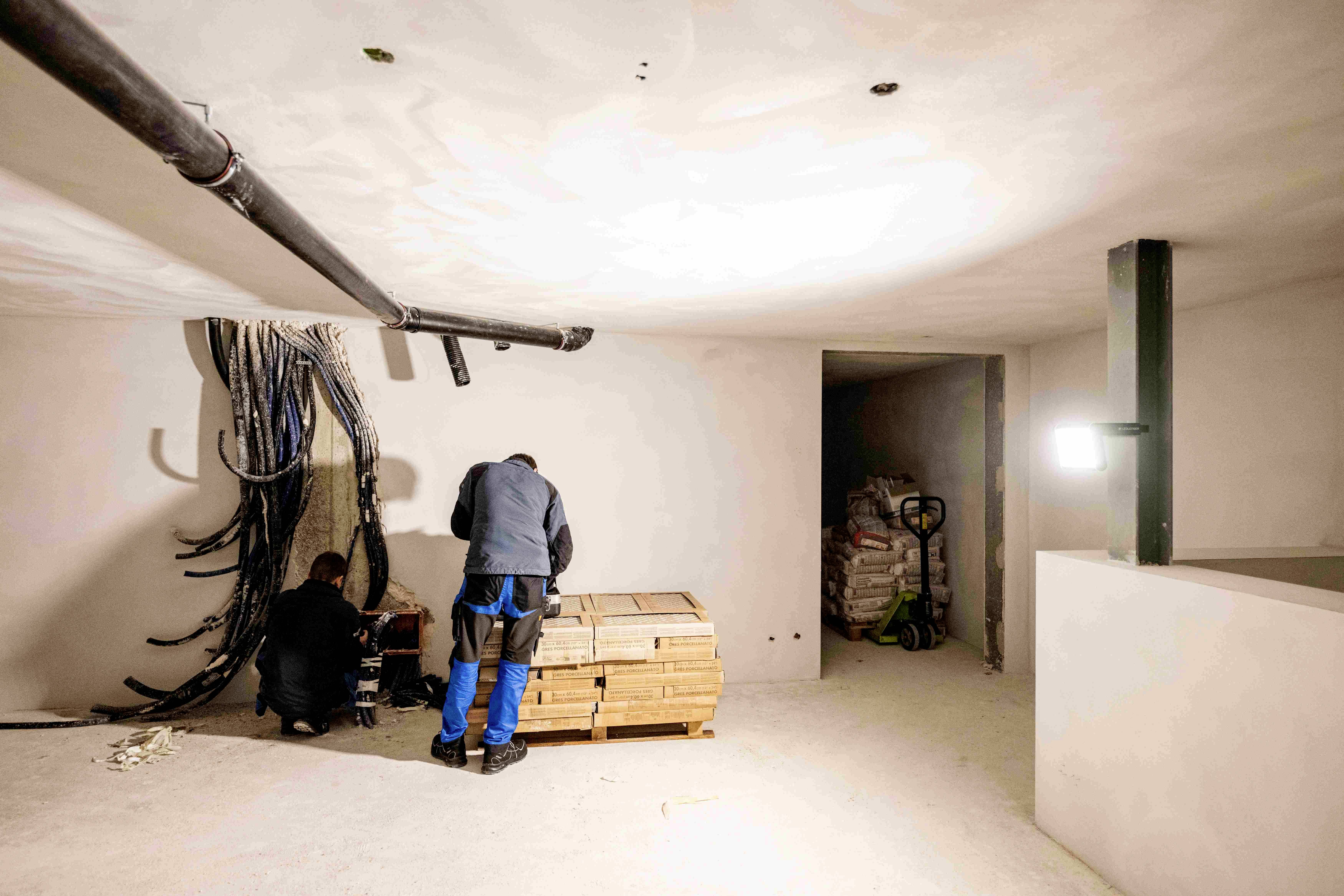 Ledlenser AF8R Work LED Arbeitsleuchte akkubetrieben, netzbetrieben 500lm, 2300lm, 4000lm