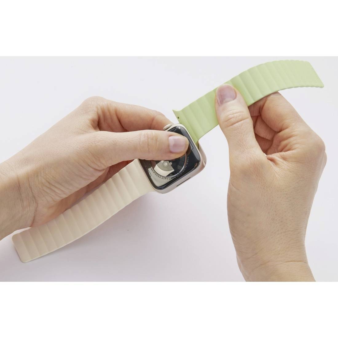 Hama Fantastic Feel Armband mit Magnetverschluss 42 mm, 44 mm, 45 mm, 49mm Grün, Beige Watch Series 1, Watch Series 2, Watch