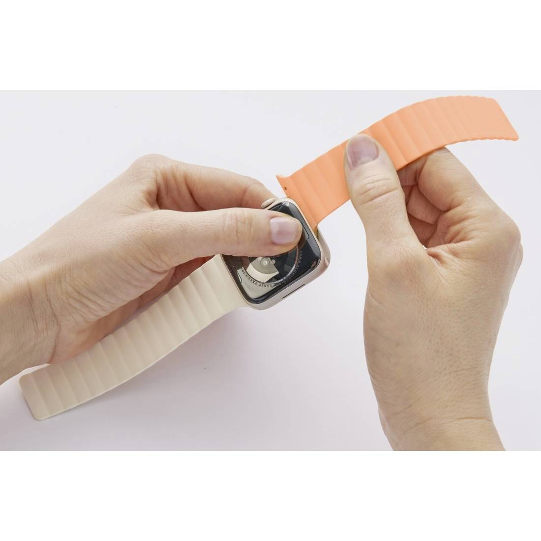 Hama Fantastic Feel Armband mit Magnetverschluss 42 mm, 44 mm, 45 mm, 49mm Orange, Beige Watch Series 1, Watch Series 2, Watch