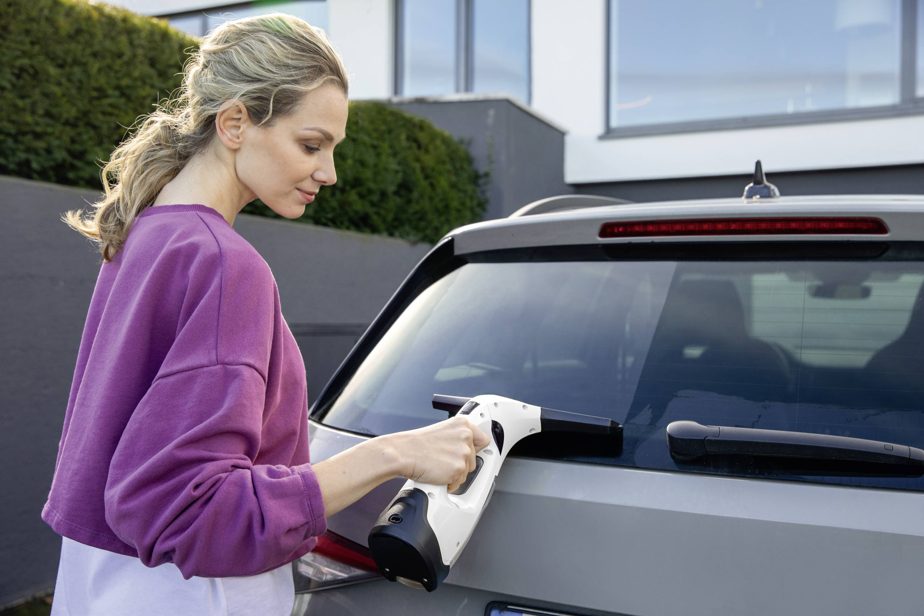 Kärcher Home & Garden WV 2 Plus N Fensterreiniger Weiß, Schwarz Anzahl mitgelieferte Akkus 1