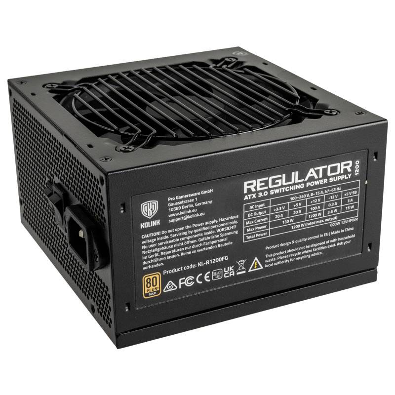 Ein schwarzes ATX 3.0 Netzteil mit Lüftergitter oben. Etikett zeigt technische Spezifikationen wie Leistung, Spannung und Zertifizierungen.