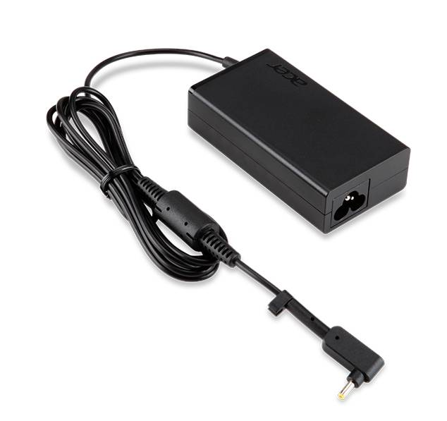 Abgebildet ist ein schwarzes Laptop-Netzteil mit angeschlossenem Kabel.