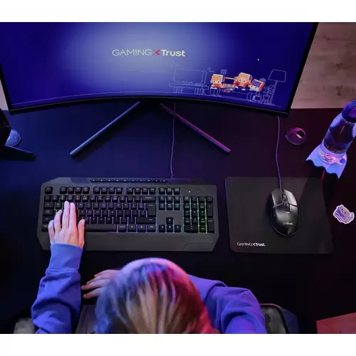 Trust GXT791 Kabelgebunden Gaming-Tastatur, Maus-Set Beleuchtet Deutsch, QWERTZ Schwarz Trust GXT791 Kabelgebunden Gaming-Tastatur, Maus-Set Beleuchtet Deutsch, QWERTZ Schwarz
