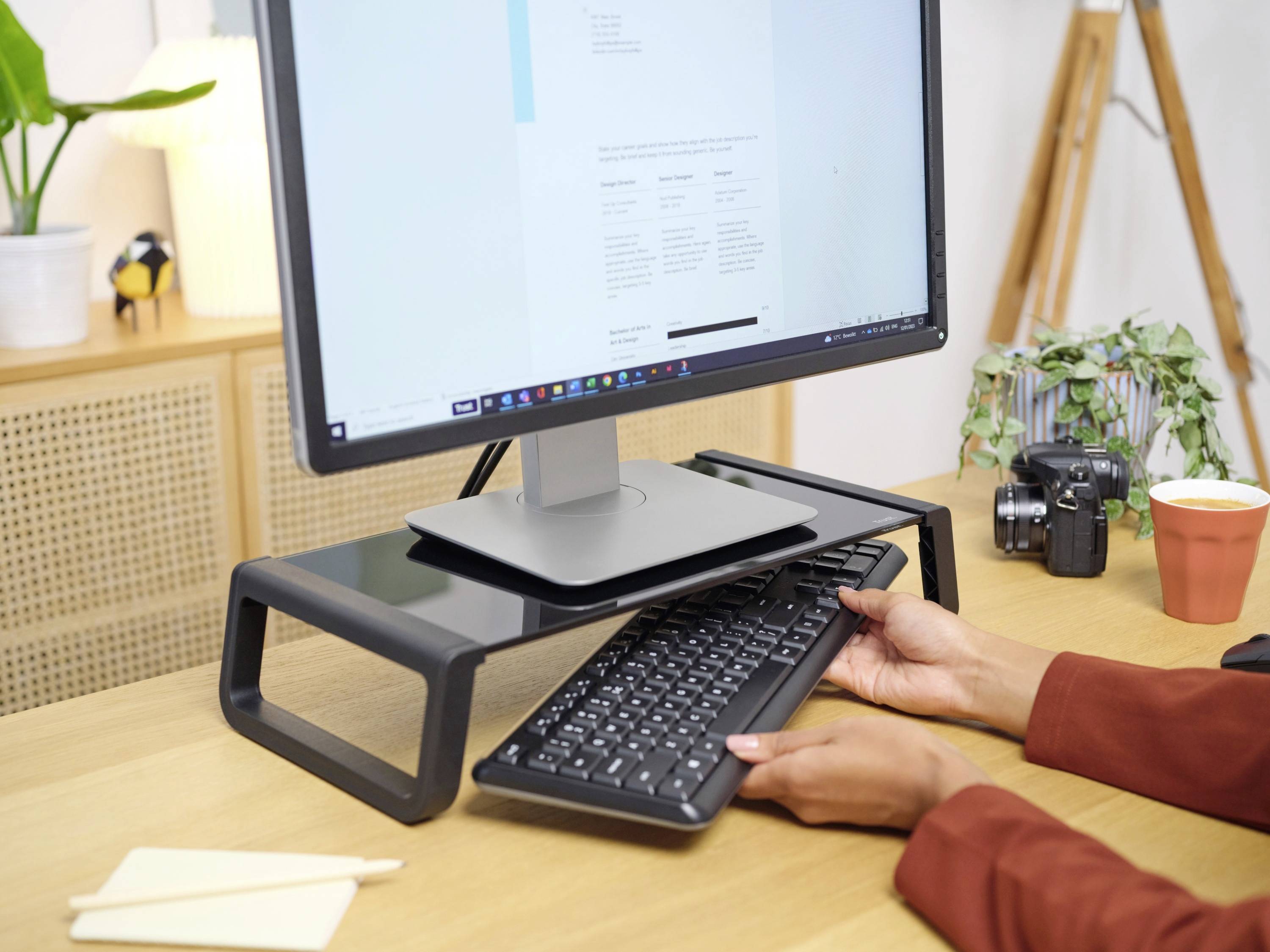 Trust Monta Monitor-Erhöhung Höhen-Bereich: 98mm (max) Schwarz