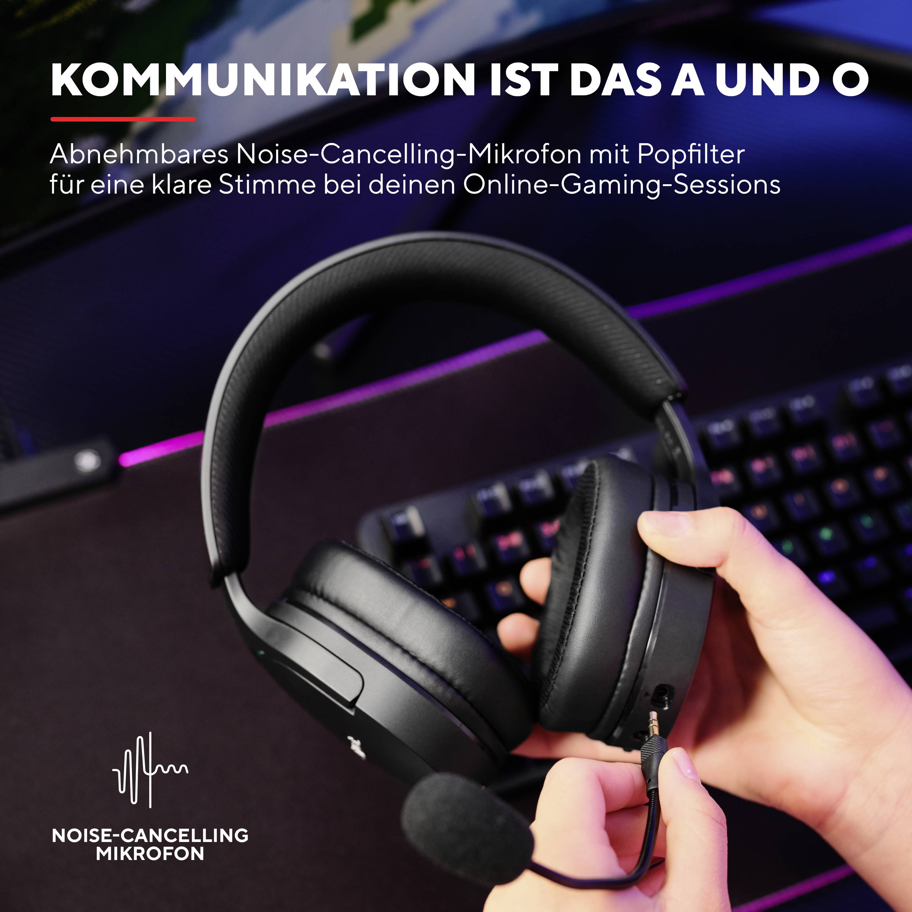 Headset mit abnehmbarem Noise-Cancelling-Mikrofon auf Schreibtisch, beworben für klare Kommunikation bei Gaming-Sessions.