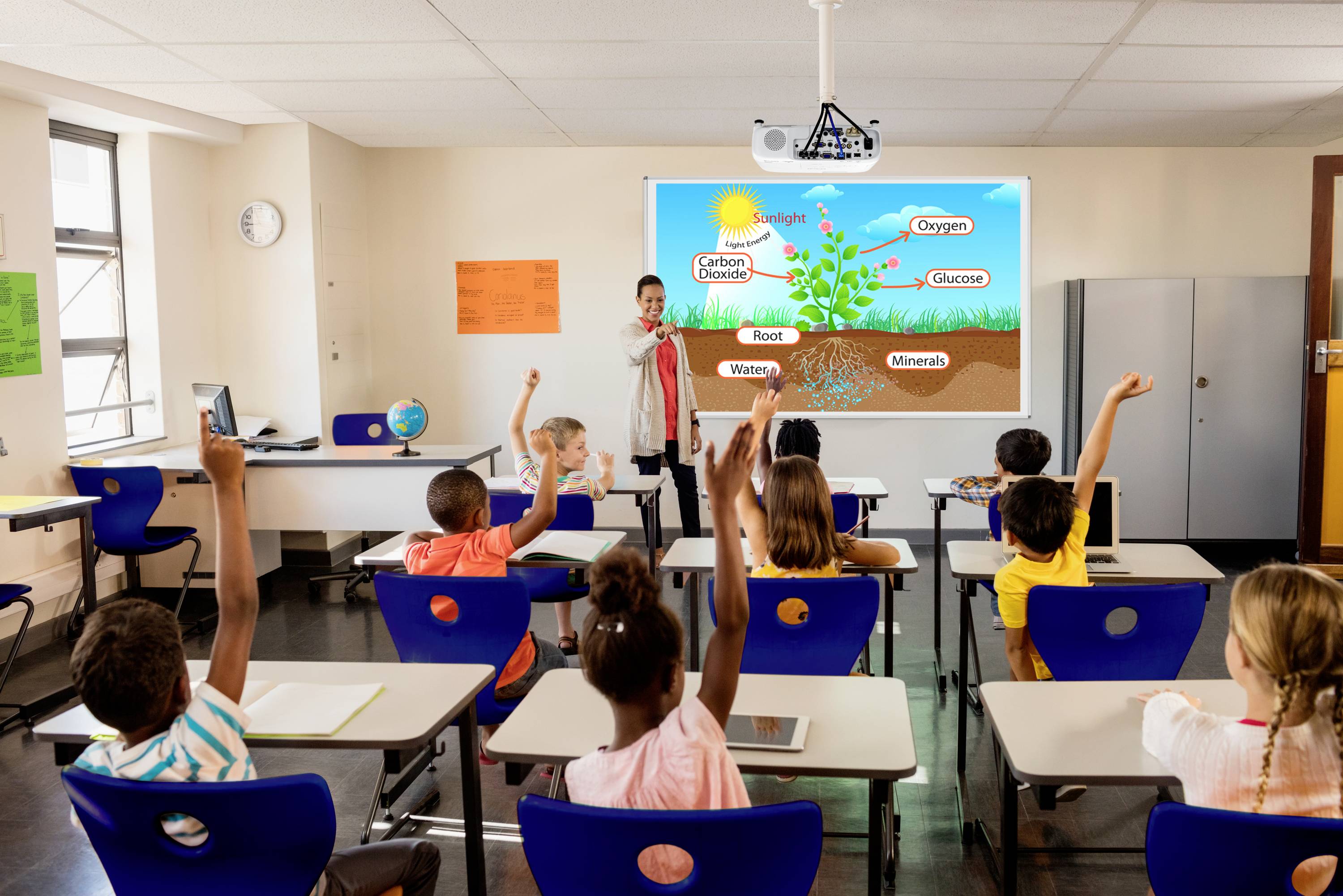 Epson Beamer EB-X49 3LCD 3600 ANSI-Lumen 1024 x 768 XGA 2 VGA Eingänge, automatische Trapezkorrektur, Integrierter Lautsprecher