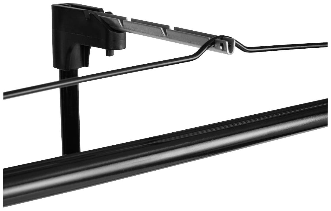 Ein schwarzer, verstellbarer Kleiderbügel mit Halterung in Nahaufnahme, geeignet für die Präsentation oder Lagerung von Kleidung.