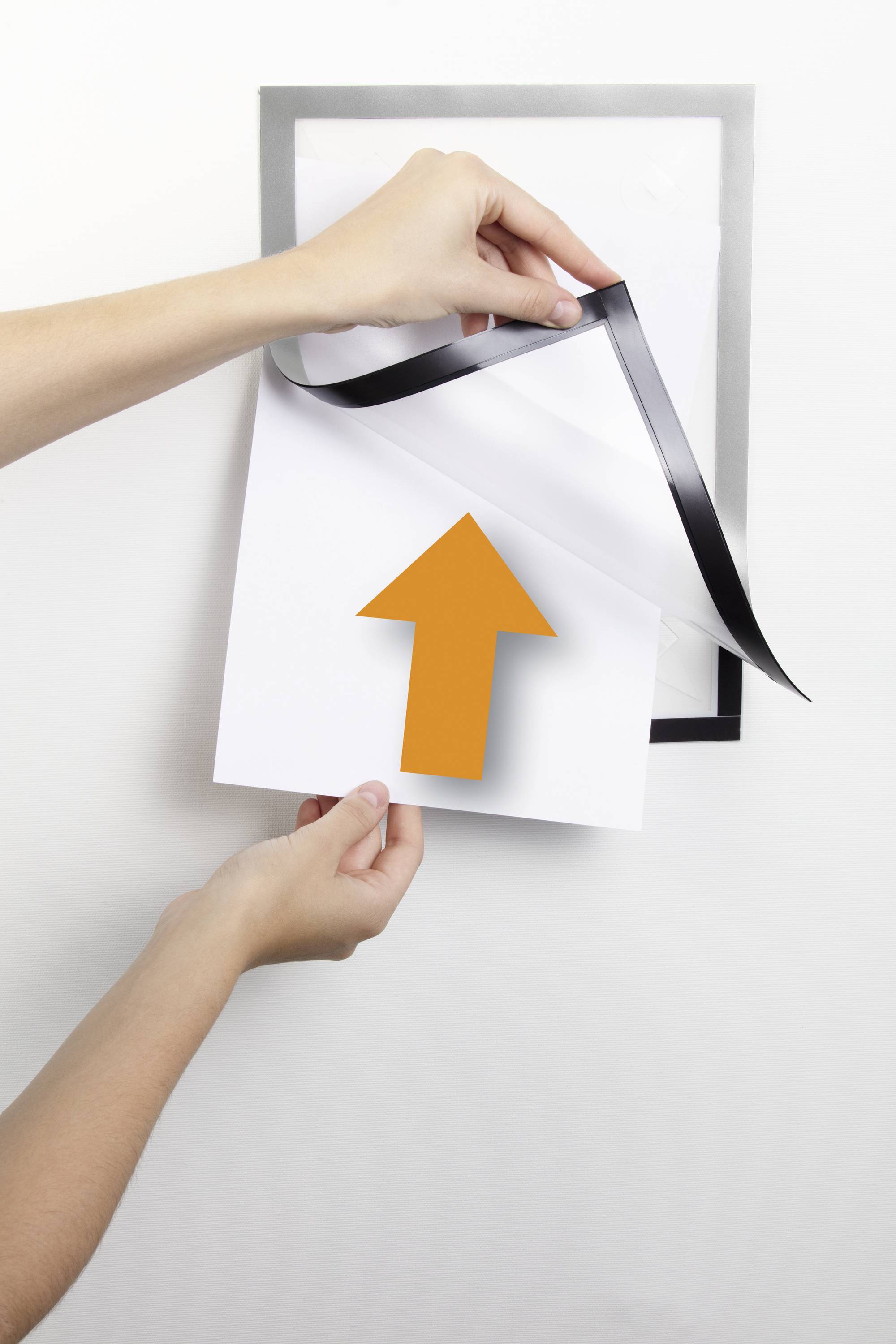 Durable 484323 Dokumentenhalter Silber (B x H) 236mm x 323mm DIN A4hoch, DIN A4 quer