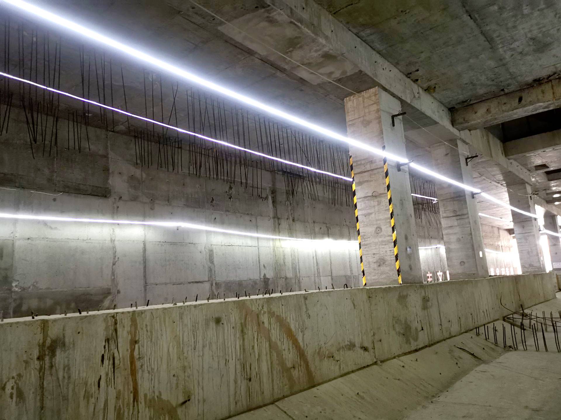 AS Schwabe 46711 LED-Lichtband EEK: E (A - G) mit Stecker 230 V 25 m Naturweiß 1 St.