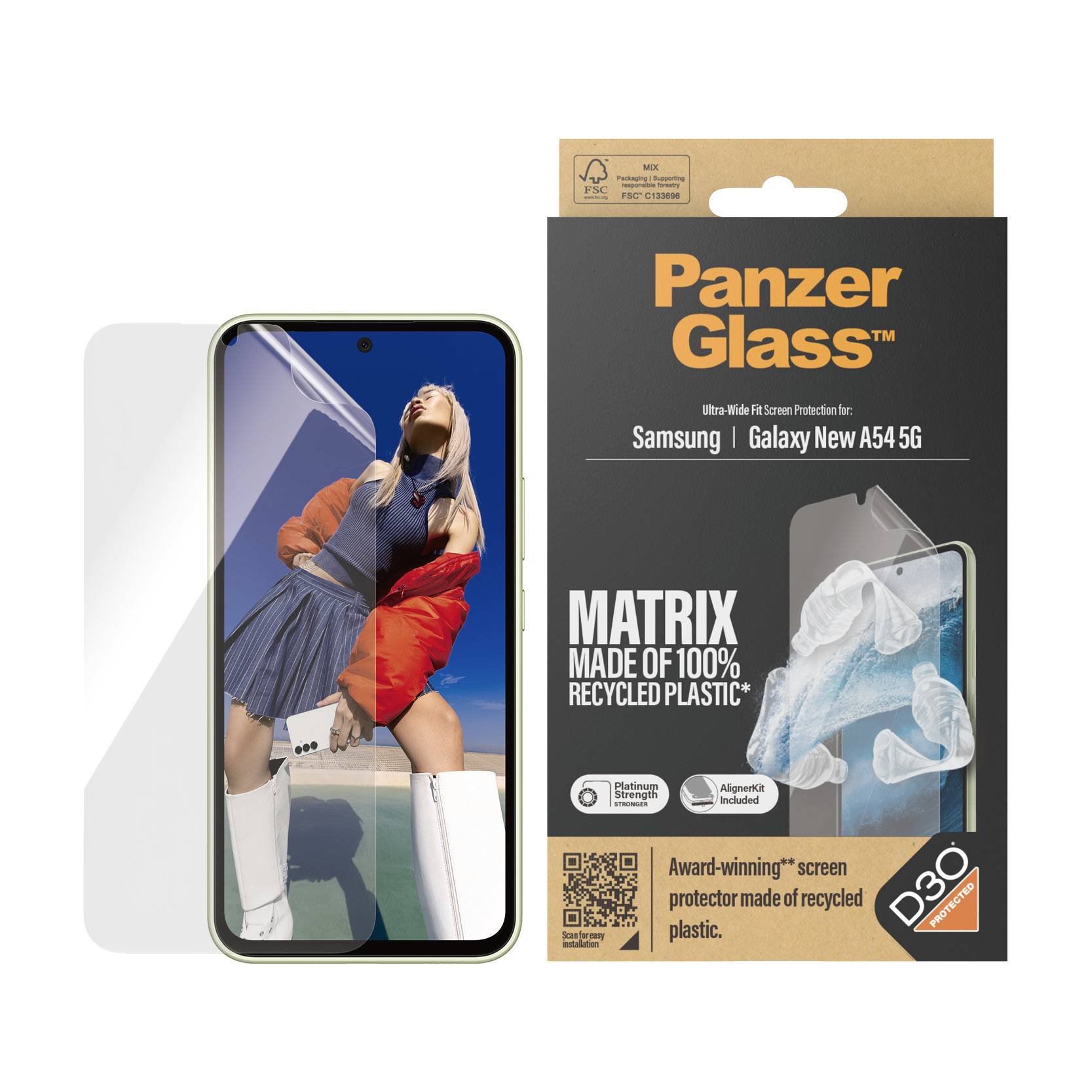 Werbebild zeigt ein Samsung Galaxy, links, mit PanzerGlass Verpackung rechts. 'Matrix Made of 100% Recycled Plastic' wird hervorgehoben.