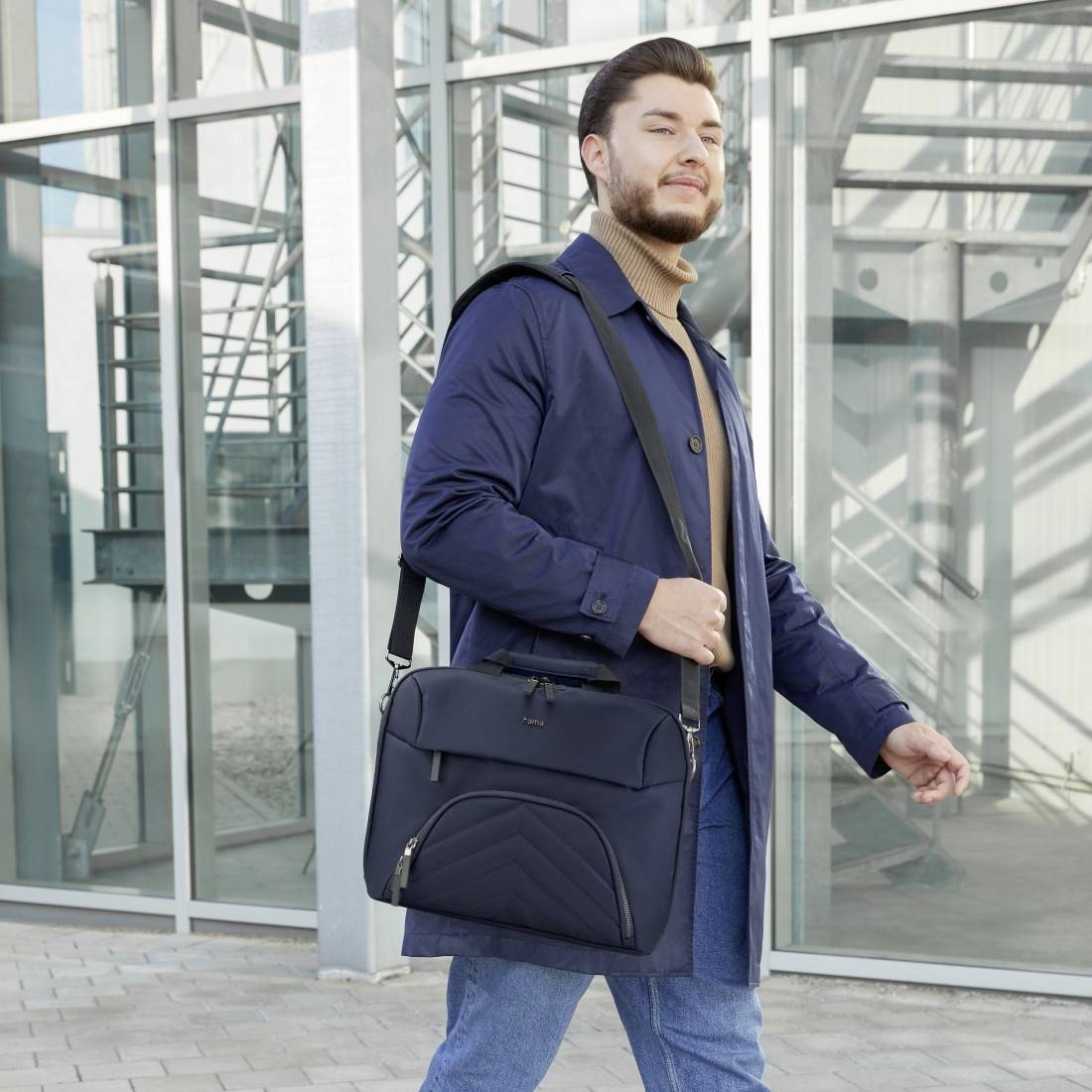 Hama Notebook Tasche Premium Lightweight Passend für maximal: 35,8cm (14,1") Dunkelblau