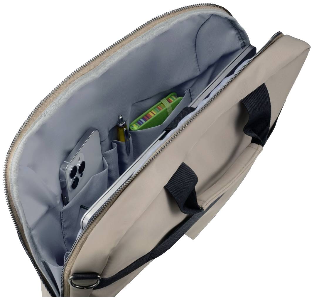 Eine geöffnete Laptoptasche mit einem Mobiltelefon, einem Stift und einem Karton im Inneren, alles ordentlich verstaut.