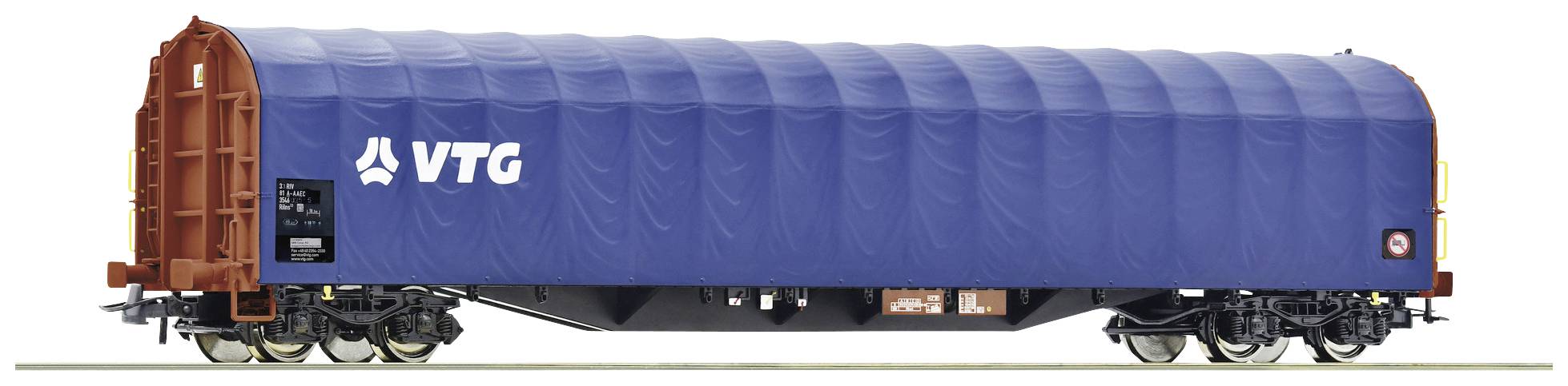 Ein blauer Güterwagen mit dem Logo 'VTG', auf einem Gleis stehend. Der Wagen hat ein geschlossenes, wellenförmiges Dach.