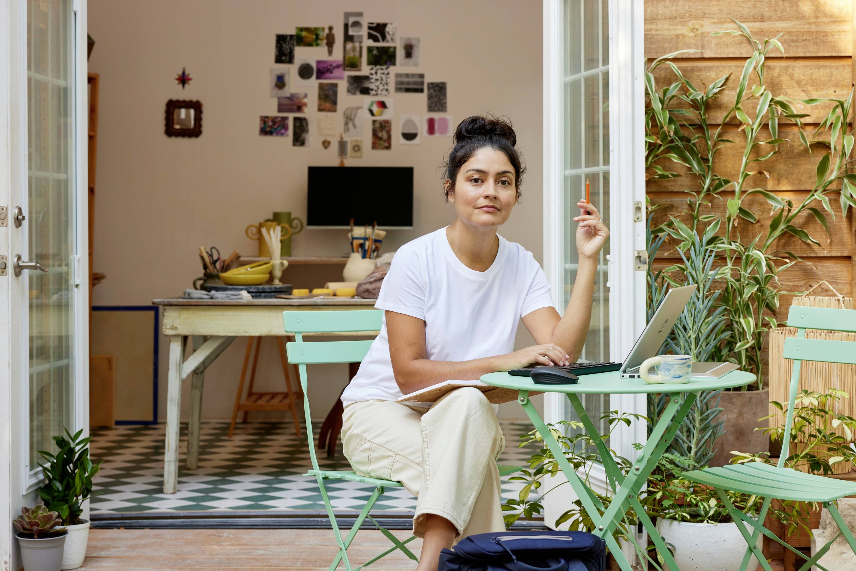 HP 350 Kompakte Bluetooth-Tastatur für mehrere Geräte Kabellos Tastatur Deutsch, QWERTZ Weiß