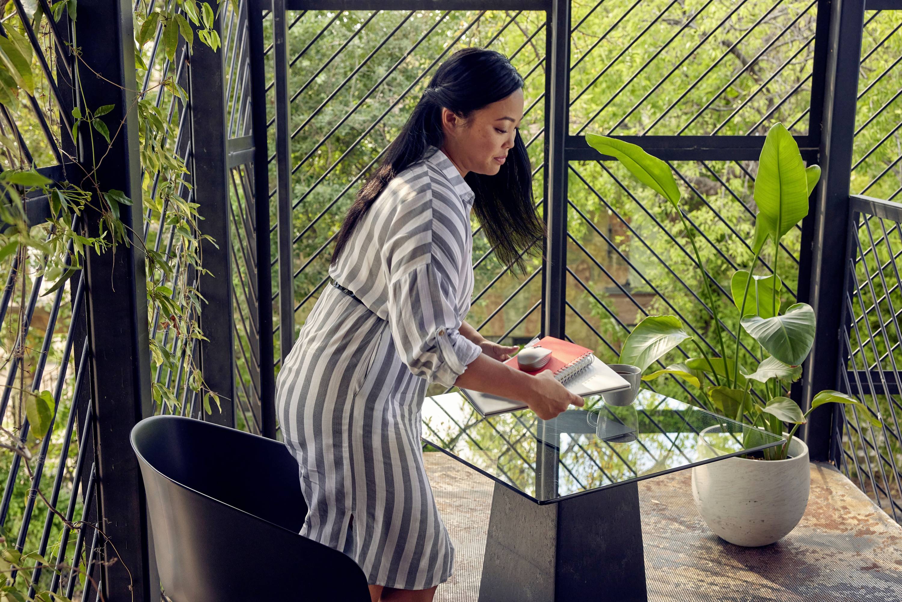 HP 350 Kompakte Bluetooth-Tastatur für mehrere Geräte Kabellos Tastatur Deutsch, QWERTZ Weiß