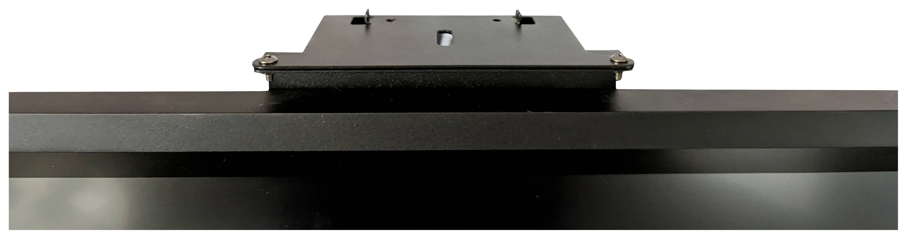 Befestigungsplatte an der Oberseite eines schwarzen Monitors, vorbereitet für die Anbringung eines Monitorarms oder Halters.