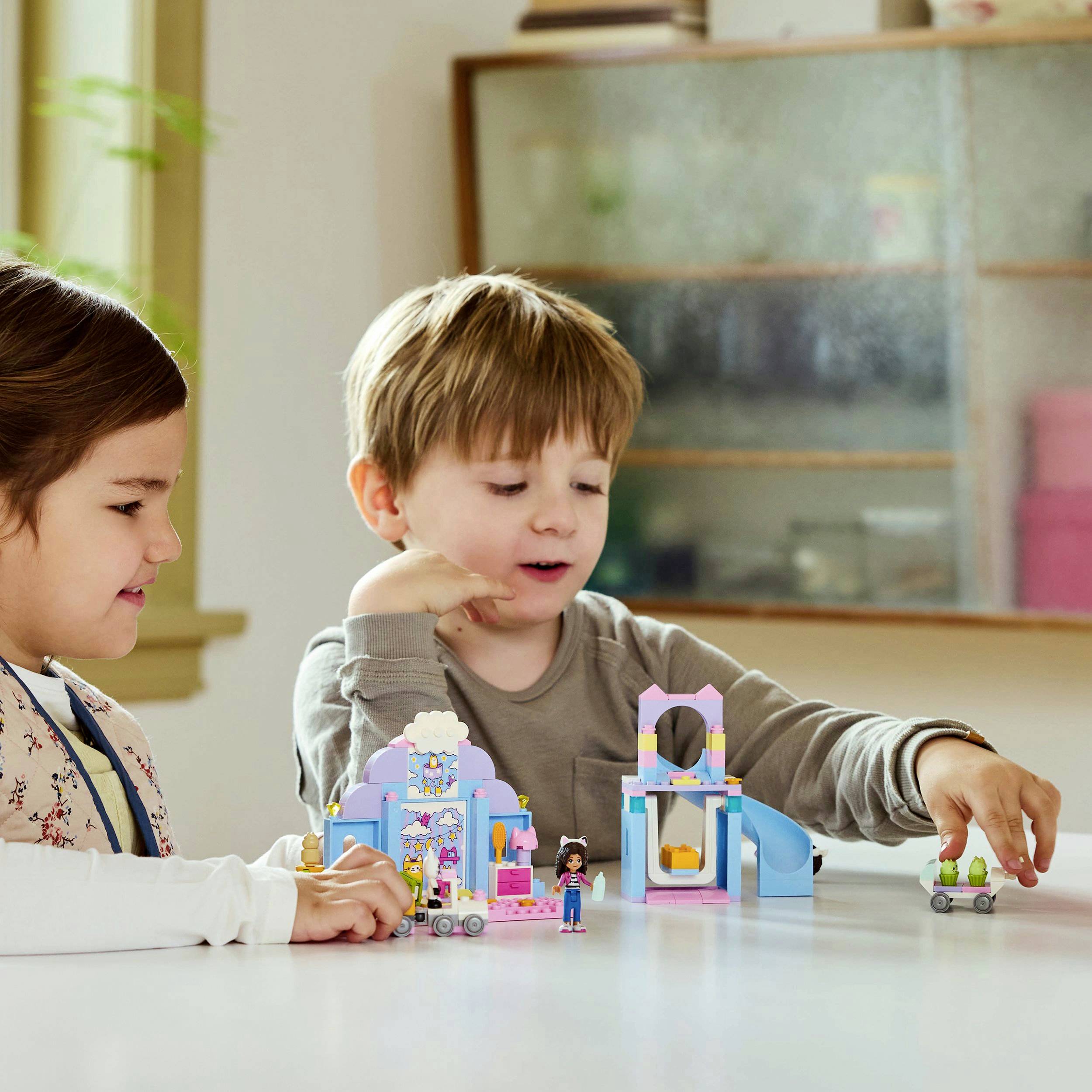 10796 LEGO® Gabby’s Dollhouse Gabbys Kätzchen Öhrchen