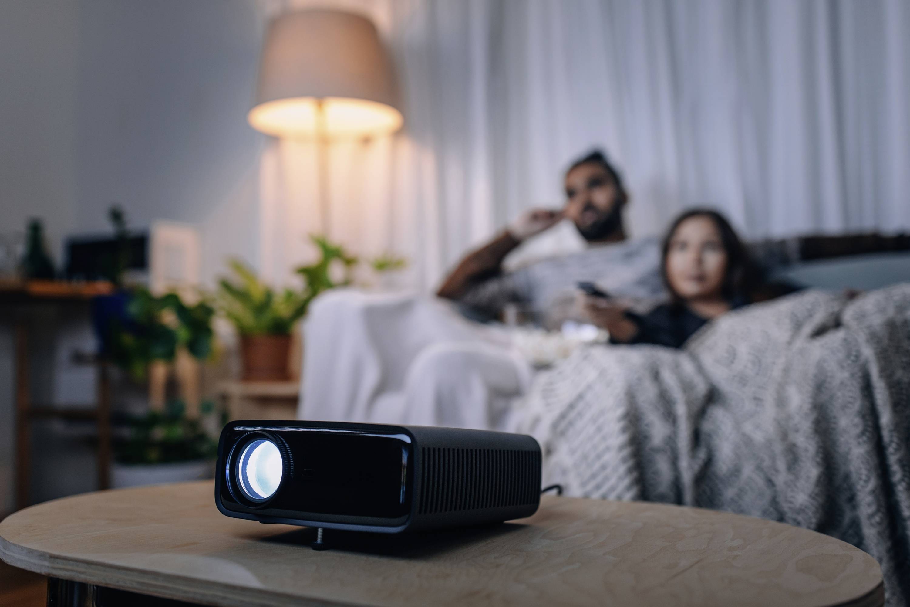 Philips Beamer NeoPix 330 LCD 250 lm 1920 x 1080 Full HD Full HD, Integrierter Lautsprecher, mit Fernbedienung