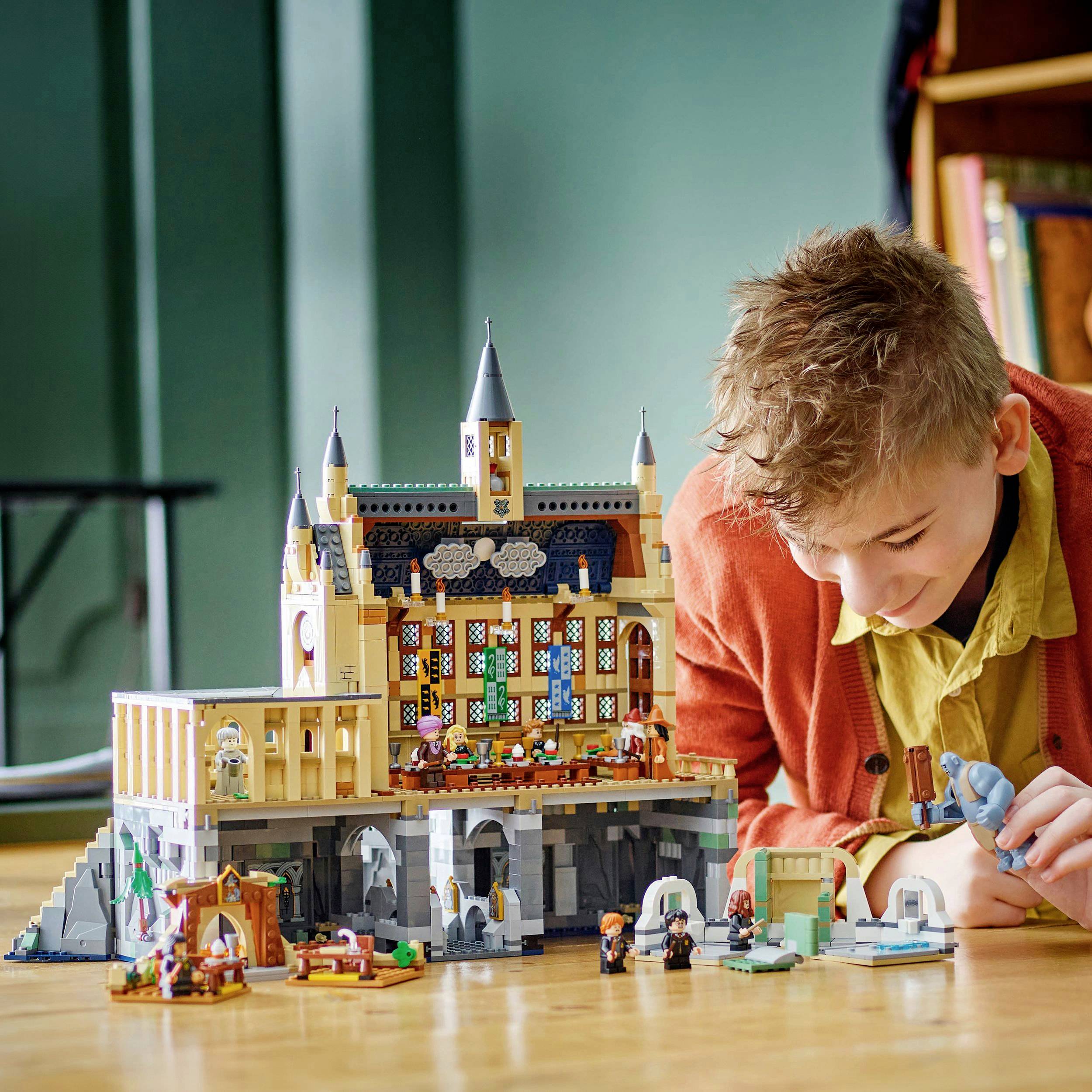 76435 LEGO® HARRY POTTER™ Schloss Hogwarts™: Die Große Halle