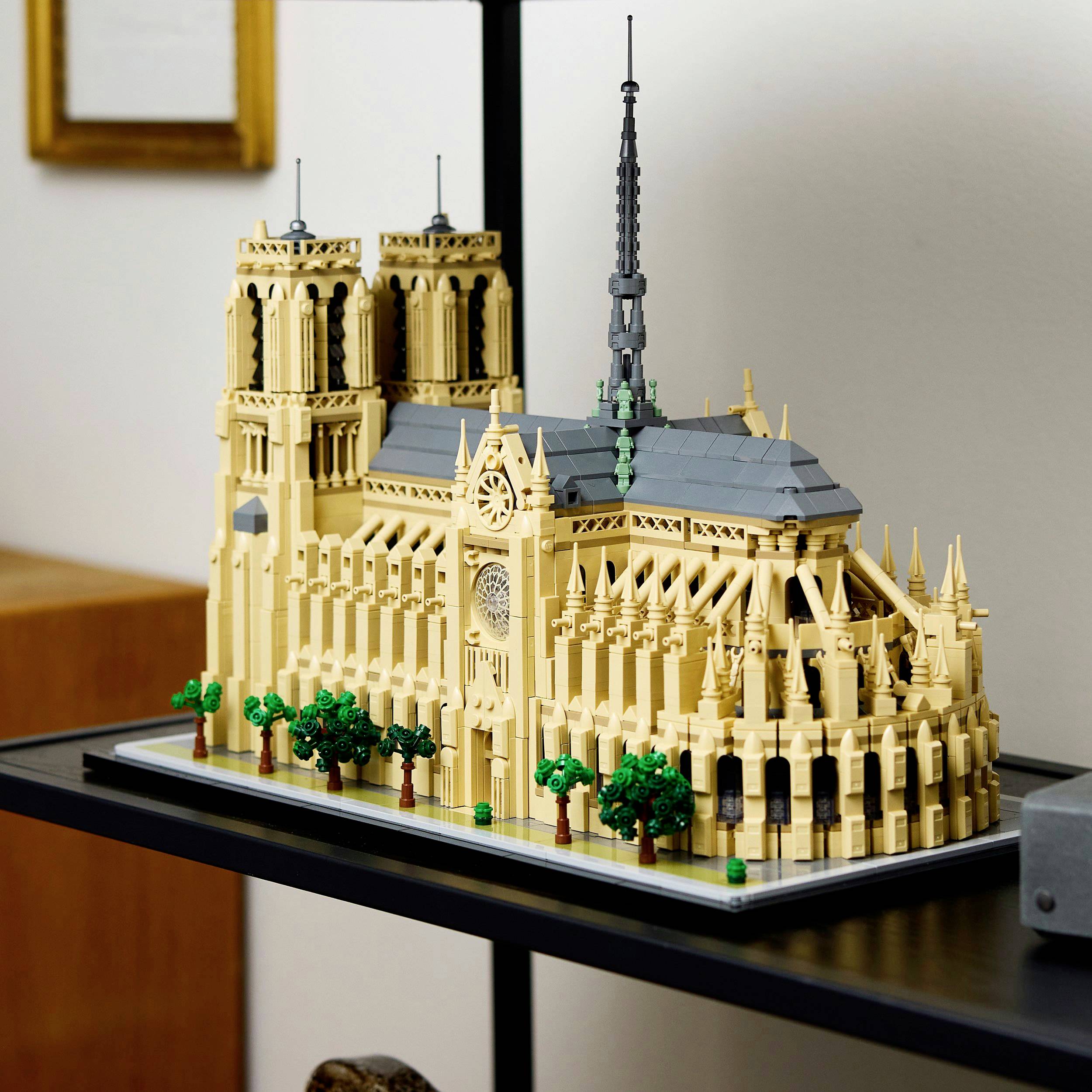 21061 LEGO® ARCHITECTURE Notre-Dame de Paris