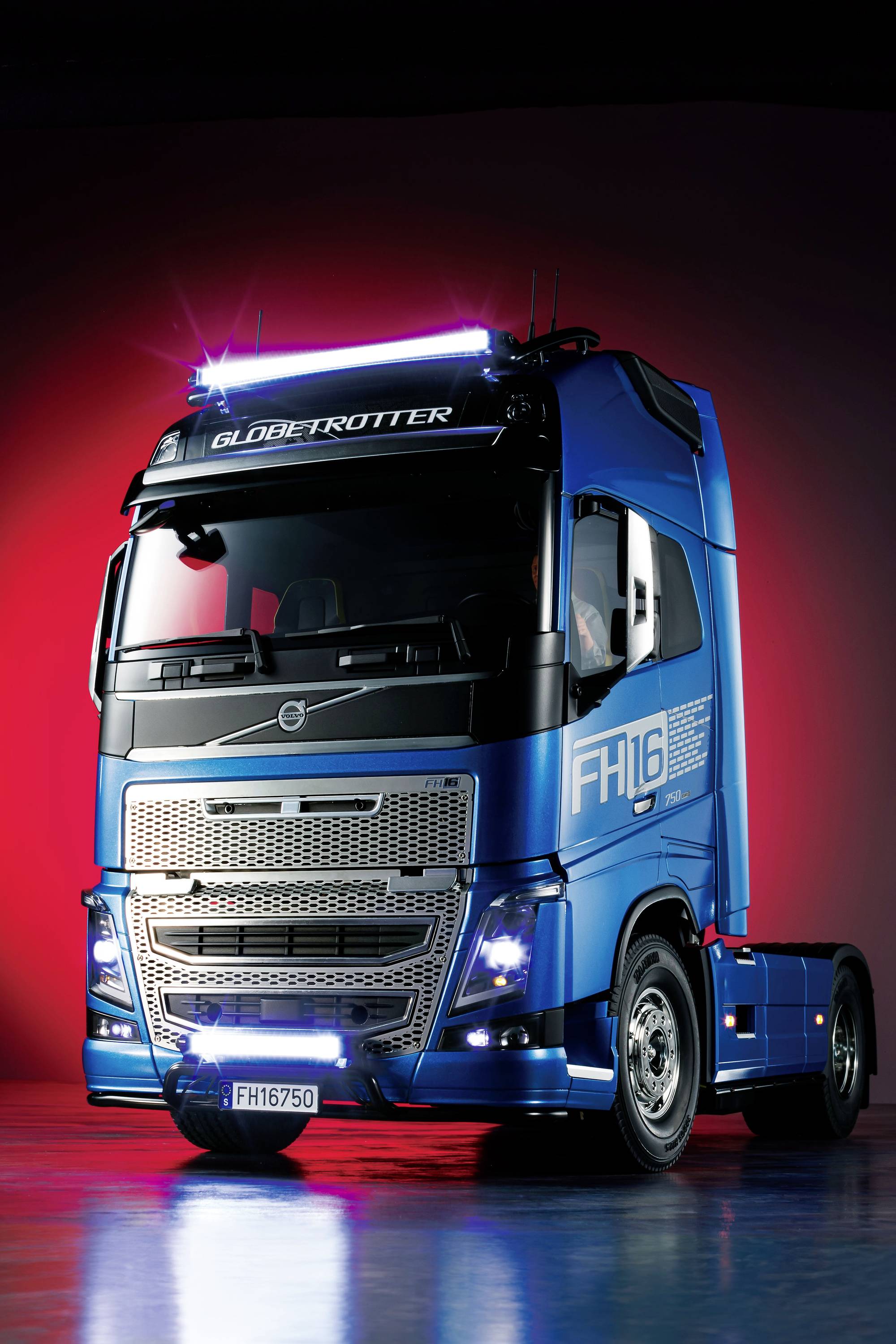 Tamiya 300056375 Volvo FH16 XL 750 4x2 1:14 Elektro RC Modell-LKW Bausatz