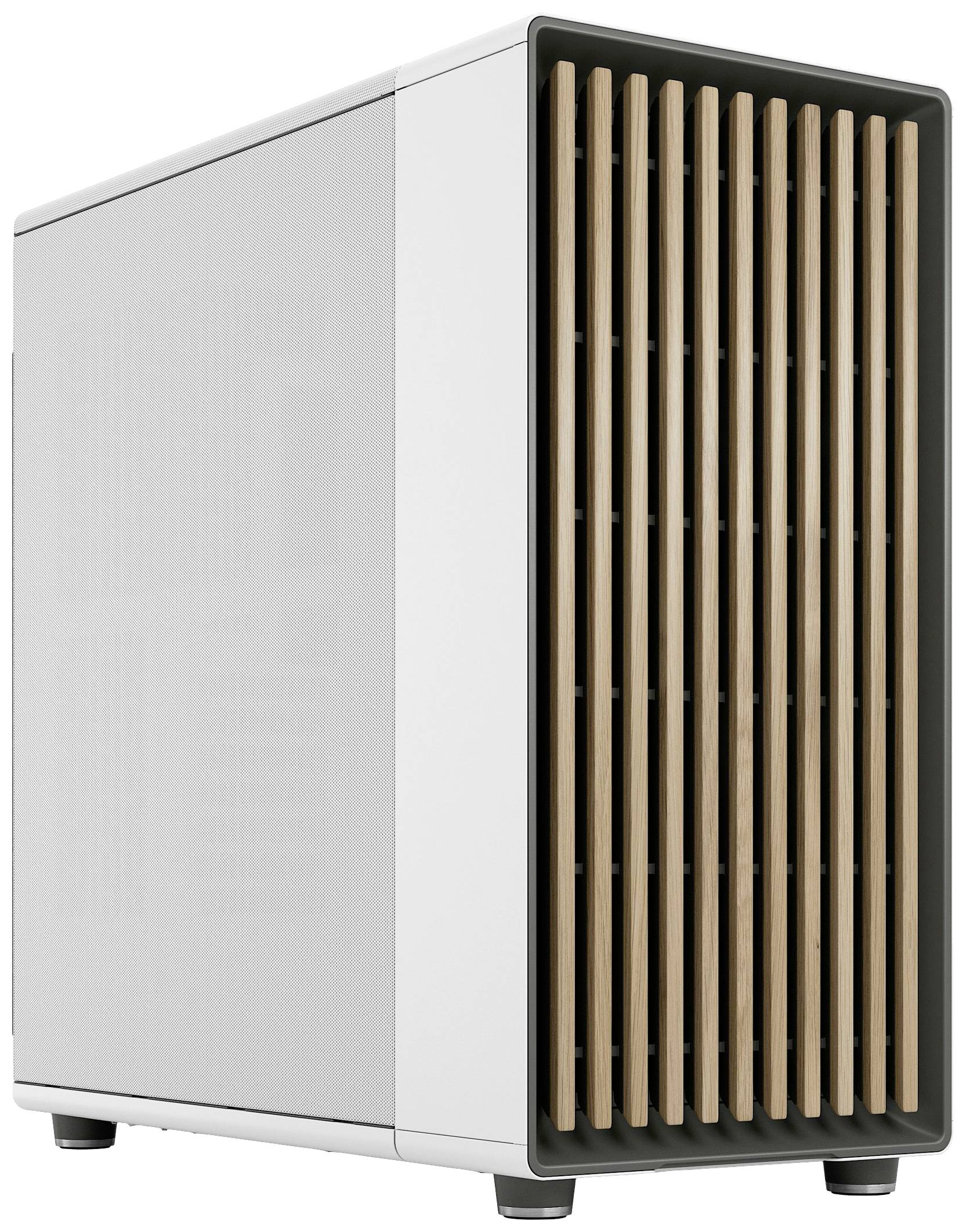 Ein weißes Computergehäuse mit vertikalen Holzlamellen an der Vorderseite steht auf einem Tisch. Es hat ein modernes und minimalistisches Design.