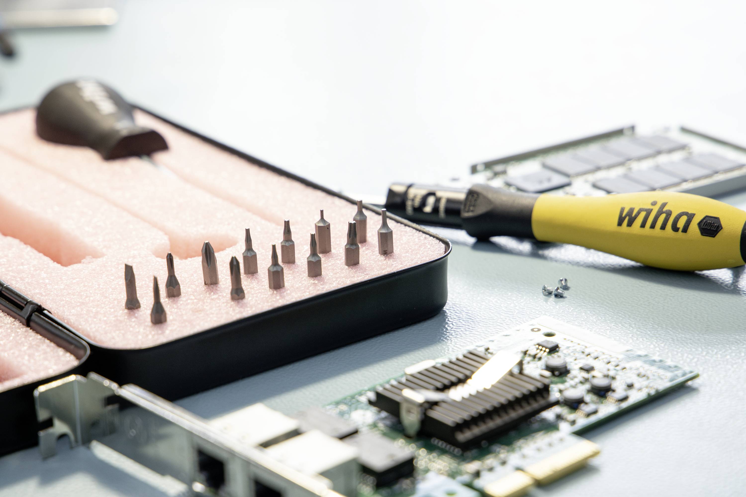 Wiha 2882S18 Universal Drehmoment-Schraubendreher 0.1 - 0.6 Nm