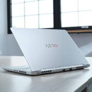 Gigabyte Gaming Notebook AERO 14 OLED BMF-H2DEBB3SH 35.6 cm (14 Zoll) 2.8K Intel® Core™ 7 13620H 16 GB RAM 512 GB SSD Deutsch, QWERTZ Silbe