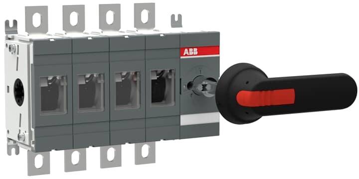 Ein mehrpoliger elektrischer Schalter mit rotem Hebel, hergestellt von ABB, zeigt eine sichere und präzise Schaltmöglichkeit.