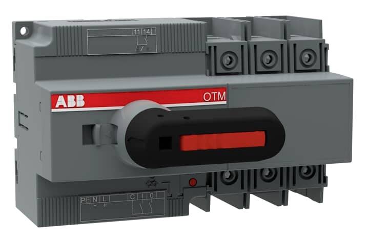 Schalter im grauen Gehäuse mit rotem Griff, markiert mit 'ABB', Modell 'OTM'. Verwendet zur Steuerung elektrischer Stromkreise.