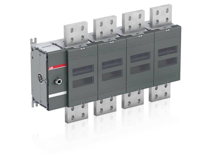 Industrielles Schaltgerät mit fünf metallischen Laschen und grauen Gehäusen, geeignet für elektrische Stromverteilung.