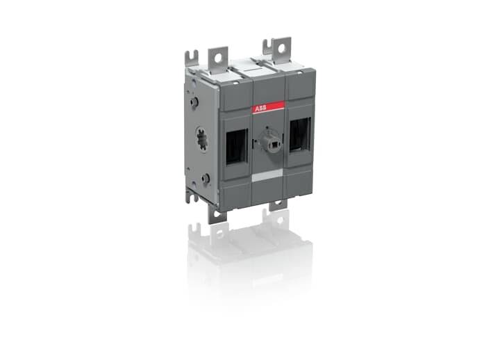 Stromschalter mit Metallgehäuse, grau, von ABB. Er verfügt über drei Schaltmechanismen und wird in elektrischen Installationen verwendet.
