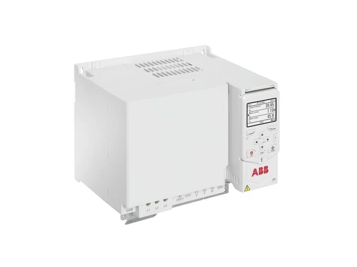 Elektronisches Gerät von ABB mit Display und Tasten auf der rechten Vorderseite. Hauptkomponente eines industriellen Steuerungssystems.