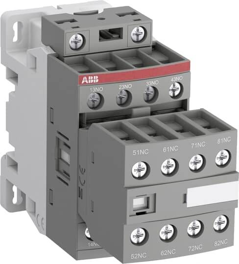 Ein grauer, mehrpoliger elektrischer Schütz mit mehreren Schraubanschlüssen und der Aufschrift 'ABB' auf der Vorderseite.