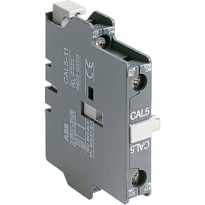 Elektrisches Relais der Marke ABB, Modell CAL5-11 mit seitlichen Anschlüssen und Schalter.