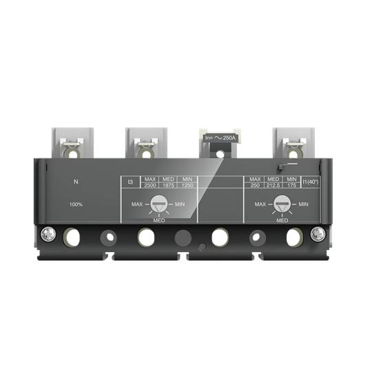 Schalter mit mehreren Anschlüssen, Beschriftung zeigt Maximal- und Minimalwerte für elektrische Einstellungen.
