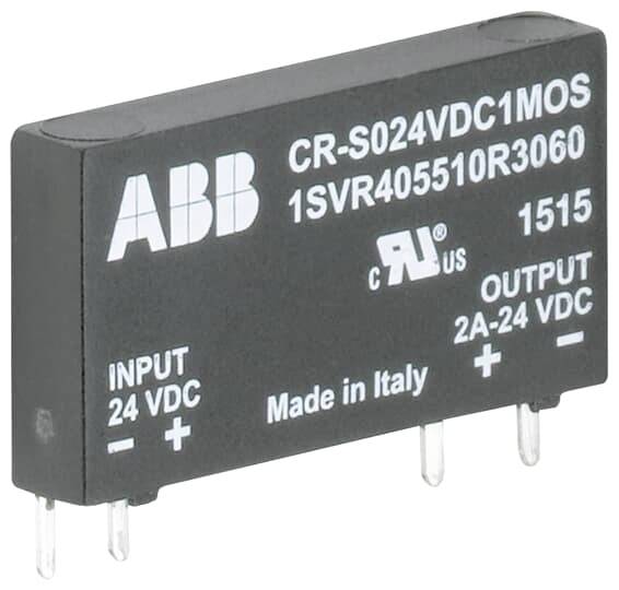 Schwarz-weißer elektronischer Relaisbaustein mit Aufschrift: ABB CR-S024VDC1MOS, INPUT 24 VDC, OUTPUT 2A-24 VDC. Hergestellt in Italien.