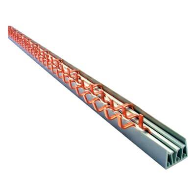 Stahlträger mit orangen Wellmusterverstärkungen, verwendet in der Bauindustrie zur Stabilisierung und Verstärkung von Konstruktionen.