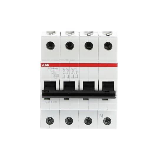Ein dreipoliger Leistungsschalter der Marke ABB, Modell S203-MA, mit C6 Stromstärke, in geschlossenem Zustand dargestellt.